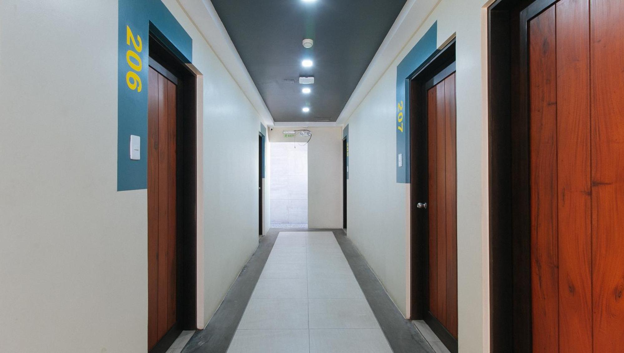 Sunny Day Residences Antipolo Luaran gambar